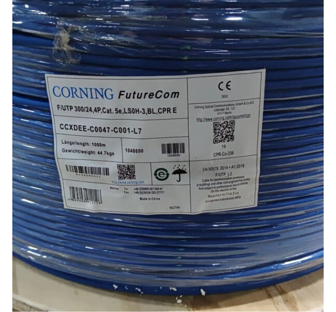 Кабель витая пара Corning F/UTP cat. 5e, 300/24 4P FutureCom LSZH, синий  (катушка 1000м.)