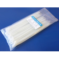 Стяжка 150x2,5мм, нейлон, біла (в уп. 100шт) Стяжка 150x2,5мм, нейлон, біла (в уп. 100шт)